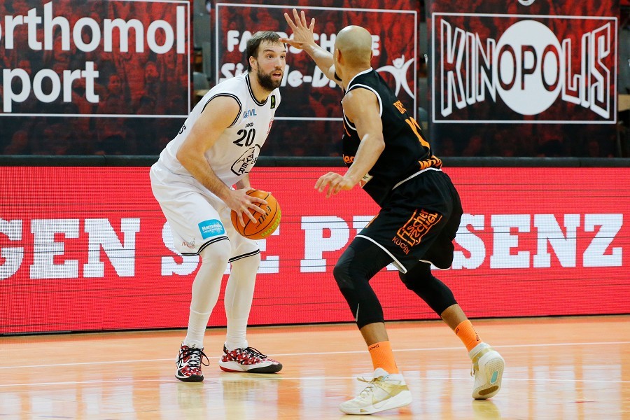 Bayer Giants Leverkusen vs. Wiha Panthers Schwenningen (2020/21)_35