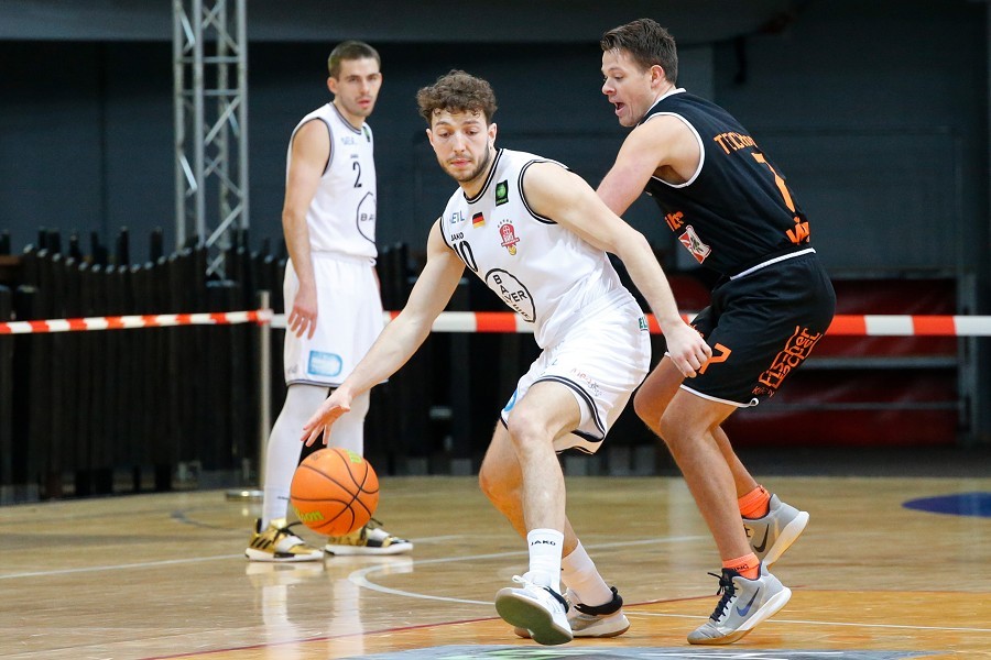 Bayer Giants Leverkusen vs. Wiha Panthers Schwenningen (2020/21)_5