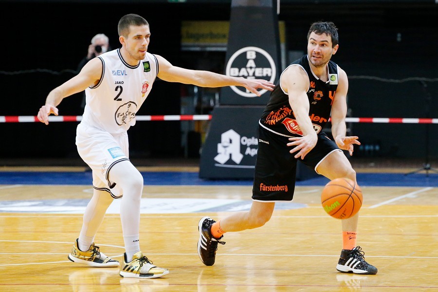 Bayer Giants Leverkusen vs. Wiha Panthers Schwenningen (2020/21)_6