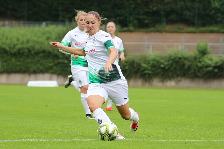 Borussia Mönchengladbach- Bayer 04 Leverkusen (2019/20)_40