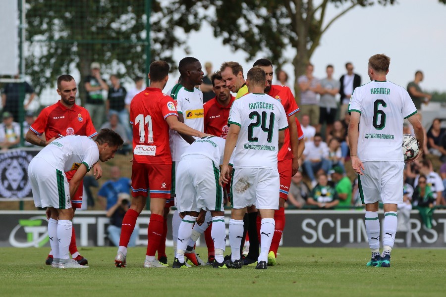 Borussia Mönchengladbach- Espanyol Barcelona (2018/19)_18