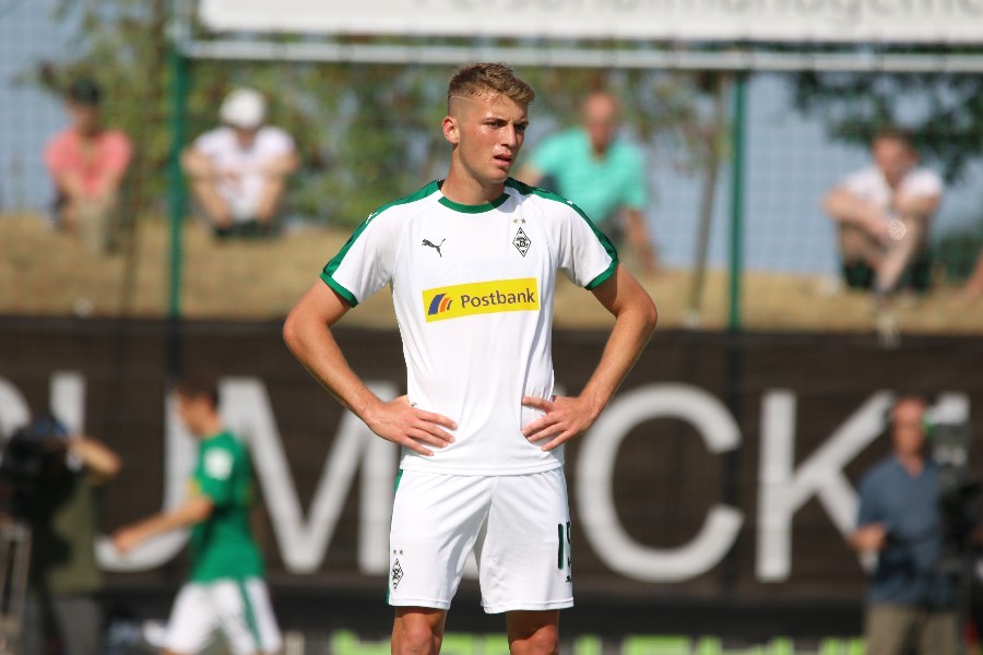 Borussia Mönchengladbach- Espanyol Barcelona (2018/19)_25