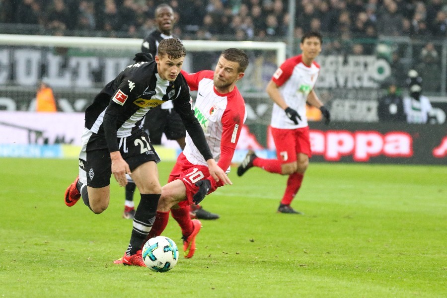 Borussia Mönchengladbach- FC Augsburg (2017/18)_11