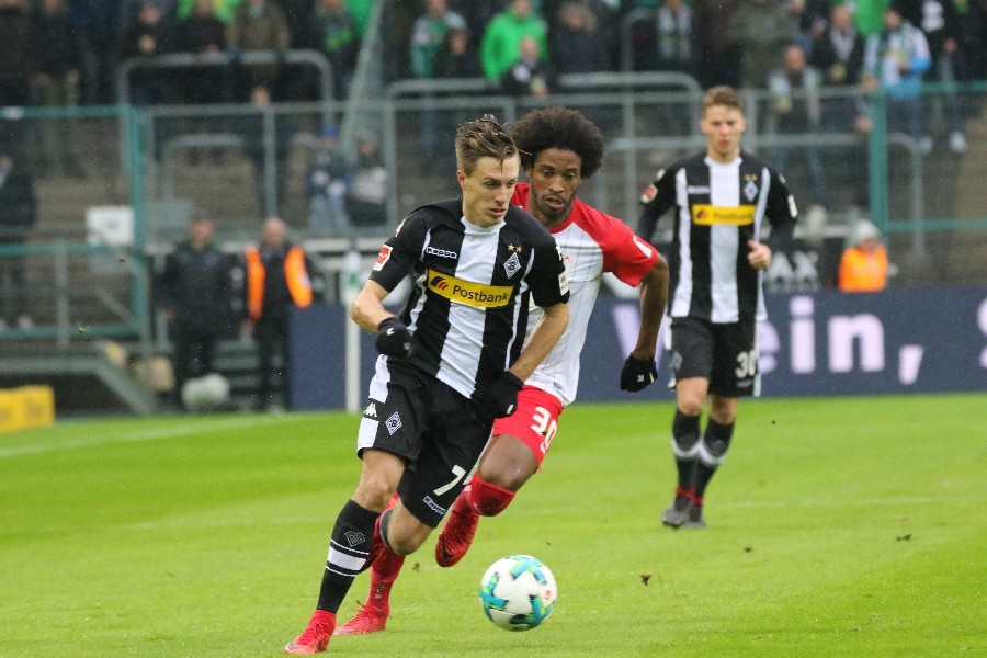 Borussia Mönchengladbach- FC Augsburg (2017/18)_13