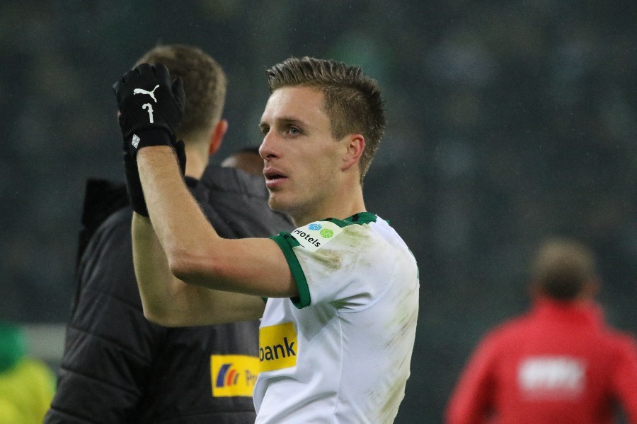 Borussia Mönchengladbach- FC Augsburg (2018/19)_11