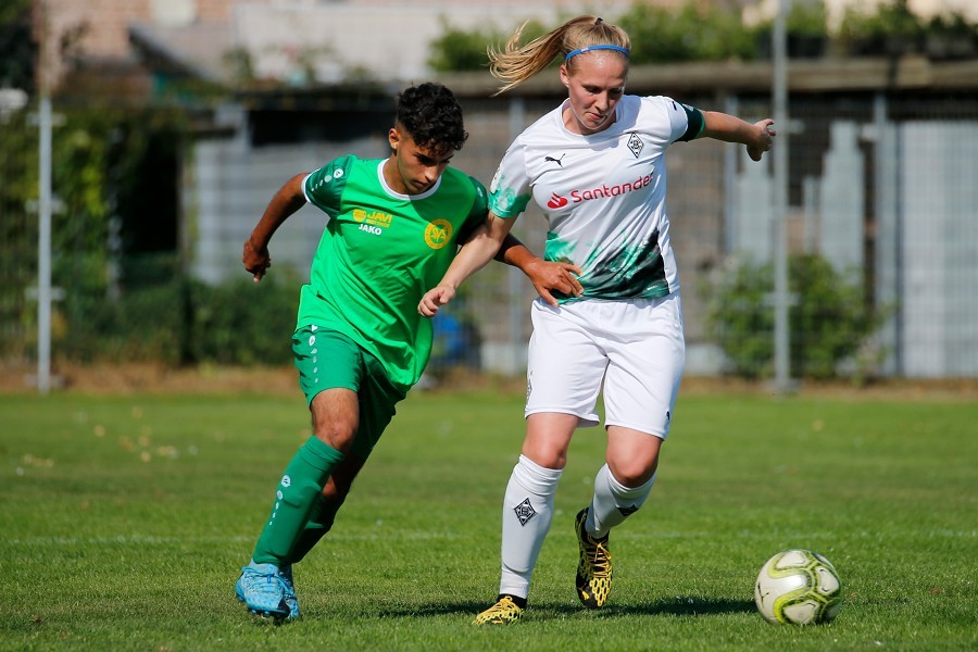 Borussia Mönchengladbach Frauen vs. SV Straelen B-Jugend (2020/21)_11