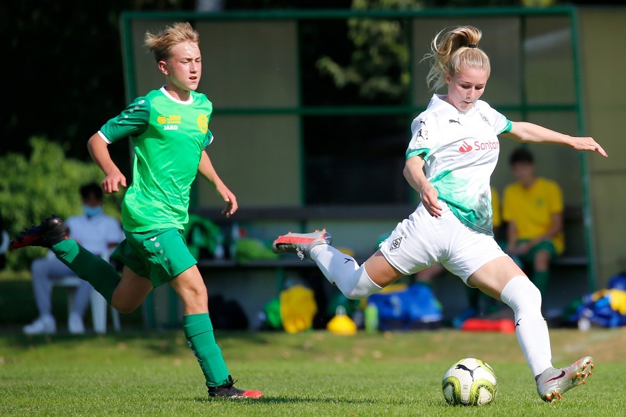 Borussia Mönchengladbach Frauen vs. SV Straelen B-Jugend (2020/21)_20