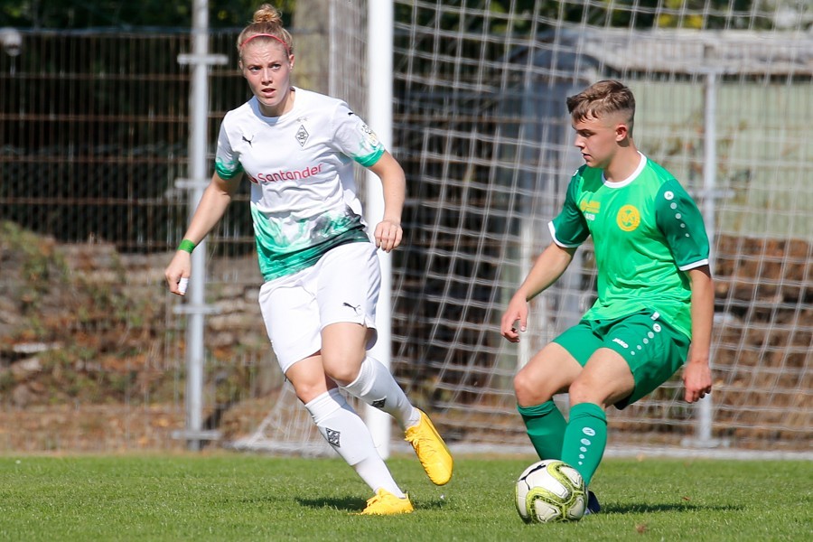Borussia Mönchengladbach Frauen vs. SV Straelen B-Jugend (2020/21)_22