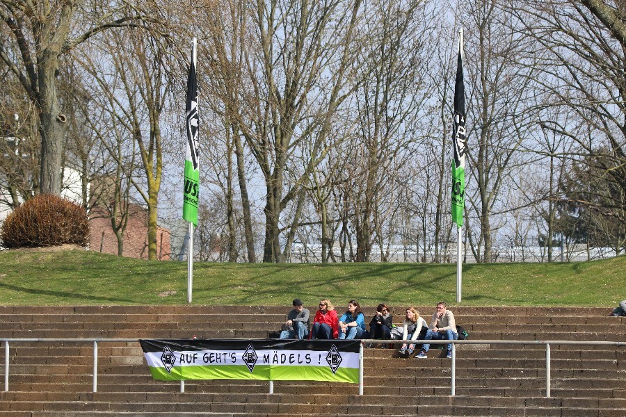 Borussia Mönchengladbach- Herforder SV Borussia Friedenstal (2017/18)_1