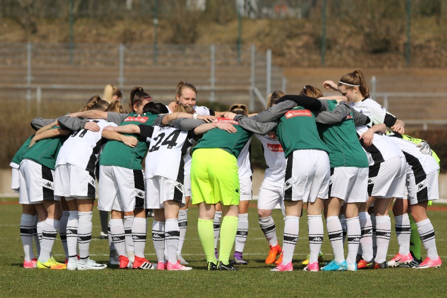 Borussia Mönchengladbach- Herforder SV Borussia Friedenstal (2017/18)_5