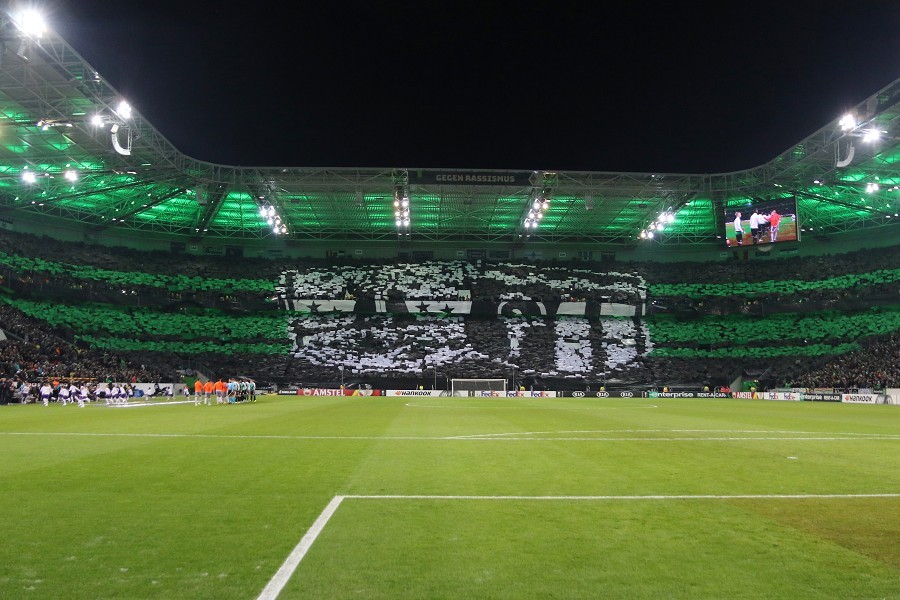 Borussia Mönchengladbach- Istanbul Basaksehir (2019/20)_6