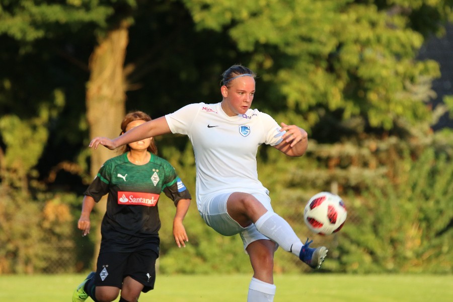 Borussia Mönchengladbach- KRC Genk (2018/19)_17