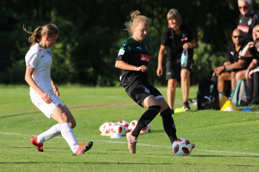 Borussia Mönchengladbach- KRC Genk (2018/19)_1