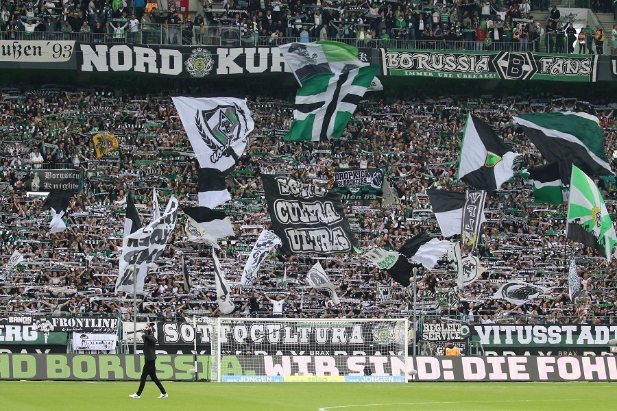 Borussia Mönchengladbach- Schalke 04 (2019/20)_11