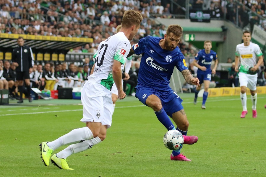 Borussia Mönchengladbach- Schalke 04 (2019/20)_16