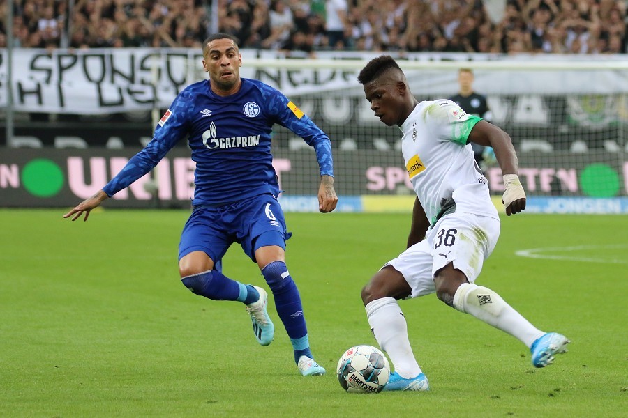 Borussia Mönchengladbach- Schalke 04 (2019/20)_19