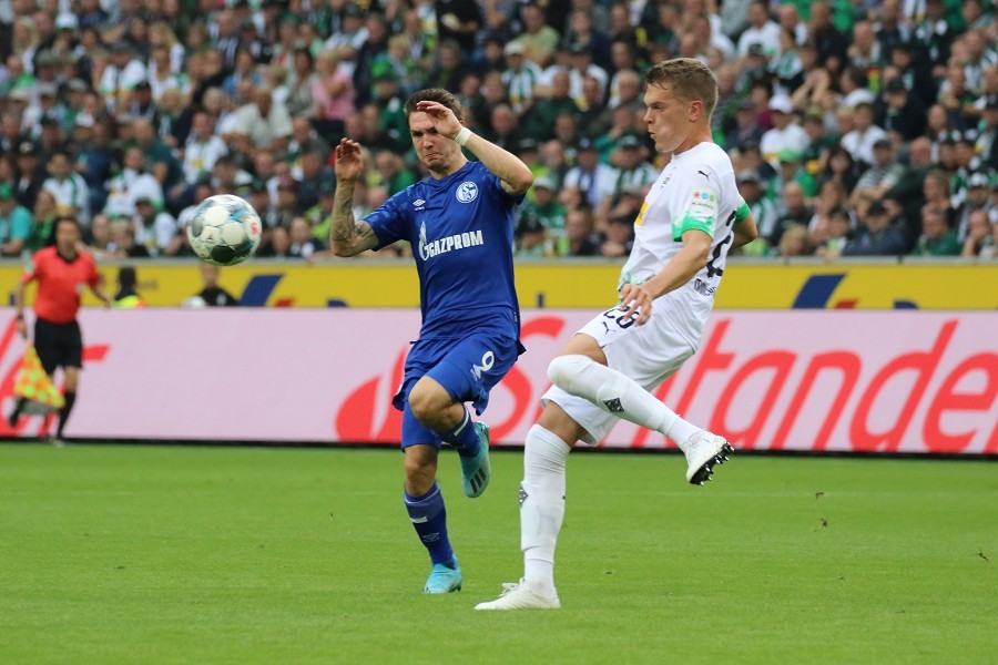 Borussia Mönchengladbach- Schalke 04 (2019/20)_27