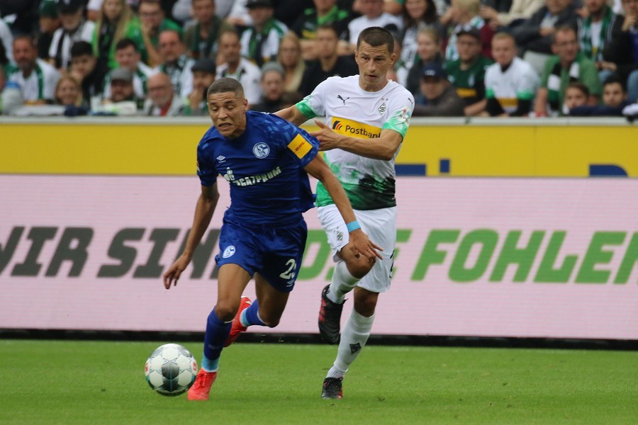 Borussia Mönchengladbach- Schalke 04 (2019/20)_29