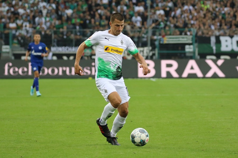 Borussia Mönchengladbach- Schalke 04 (2019/20)_37