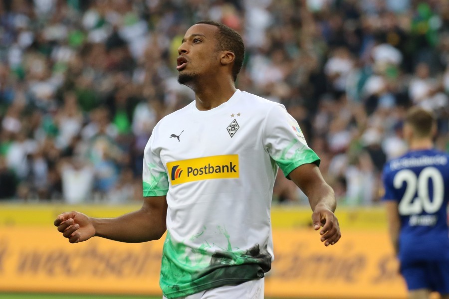 Borussia Mönchengladbach- Schalke 04 (2019/20)_40