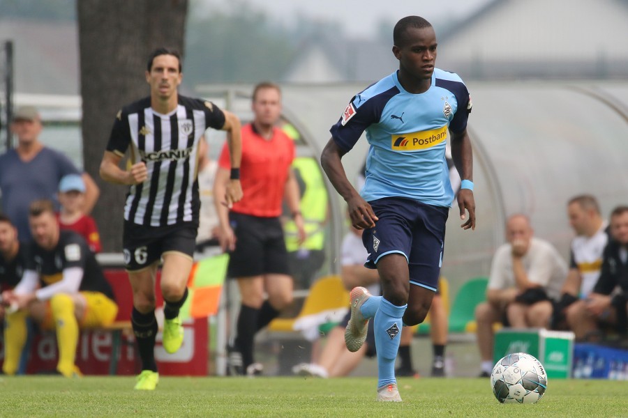 Borussia Mönchengladbach- SCO Angers (2019/20)_11
