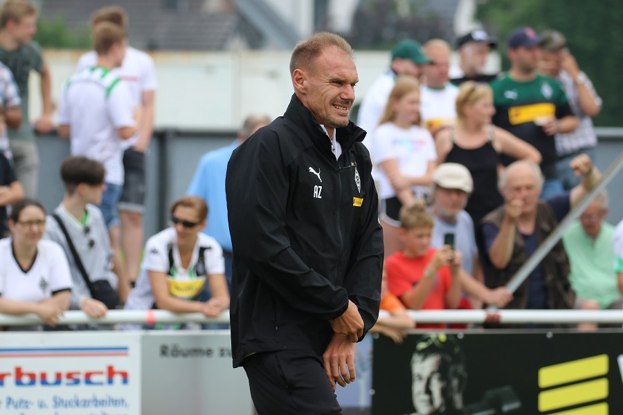 Borussia Mönchengladbach- SCO Angers (2019/20)_3