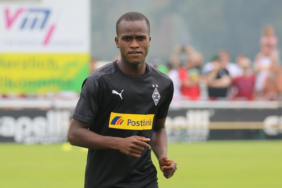 Borussia Mönchengladbach- SCO Angers (2019/20)_4
