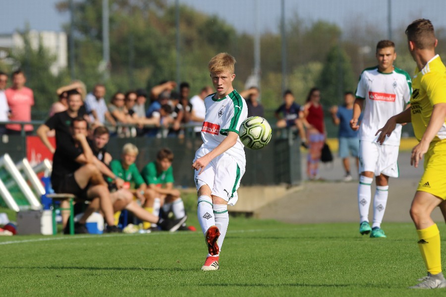Borussia Mönchengladbach U16- Hertha Walheim U17 (2018/19)_13
