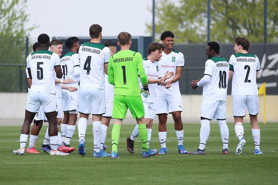 Borussia Mönchengladbach U17 vs. DSC Arminia Bielefeld U17 (2021/22)_16