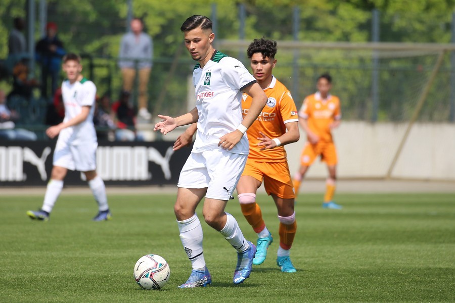 Borussia Mönchengladbach U17 vs. DSC Arminia Bielefeld U17 (2021/22)_23