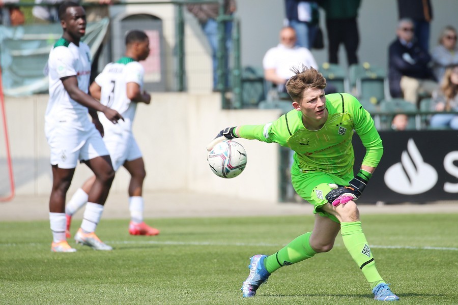 Borussia Mönchengladbach U17 vs. DSC Arminia Bielefeld U17 (2021/22)_29