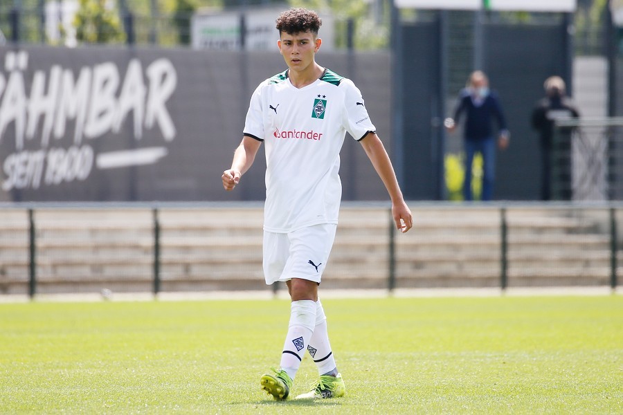 Borussia Mönchengladbach U17 vs. SC Paderborn U17 (2021/22).._16