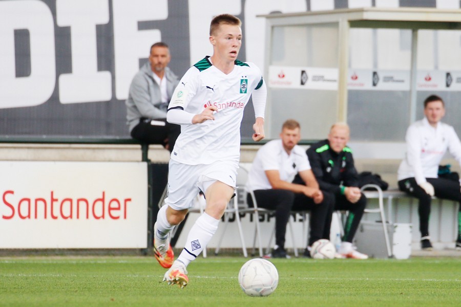 Borussia Mönchengladbach U17 vs. SC Paderborn U17 (2021/22).._2