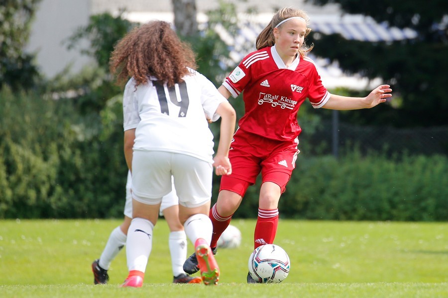 Borussia Mönchengladbach U17 vs. SSV Rhade U17 (2021/22)_14