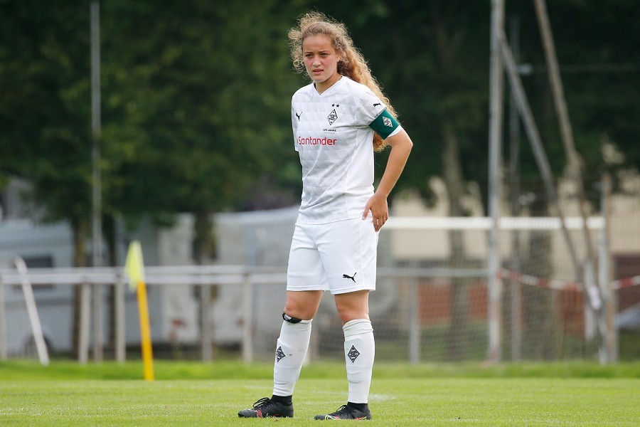 Borussia Mönchengladbach U17 vs. SSV Rhade U17 (2021/22)_16