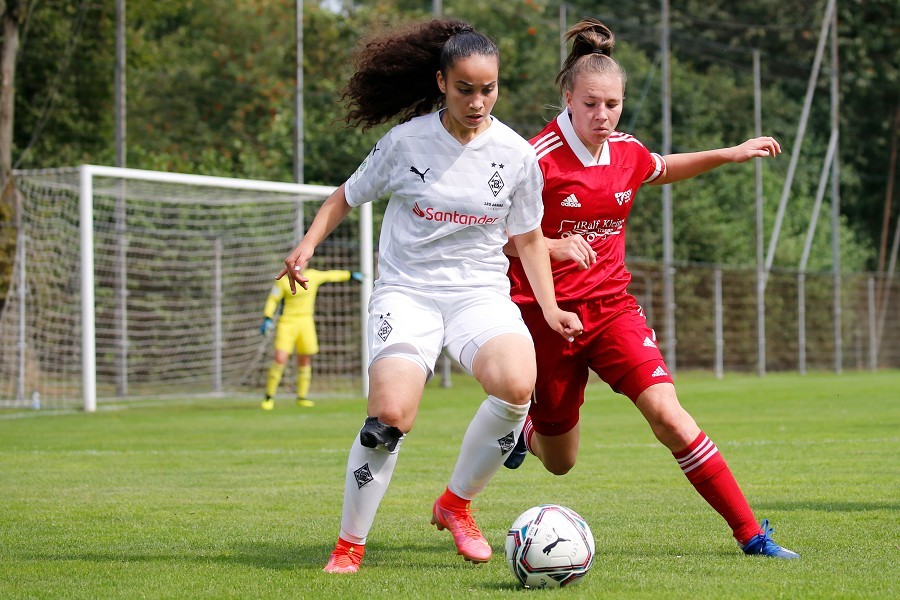 Borussia Mönchengladbach U17 vs. SSV Rhade U17 (2021/22)_24