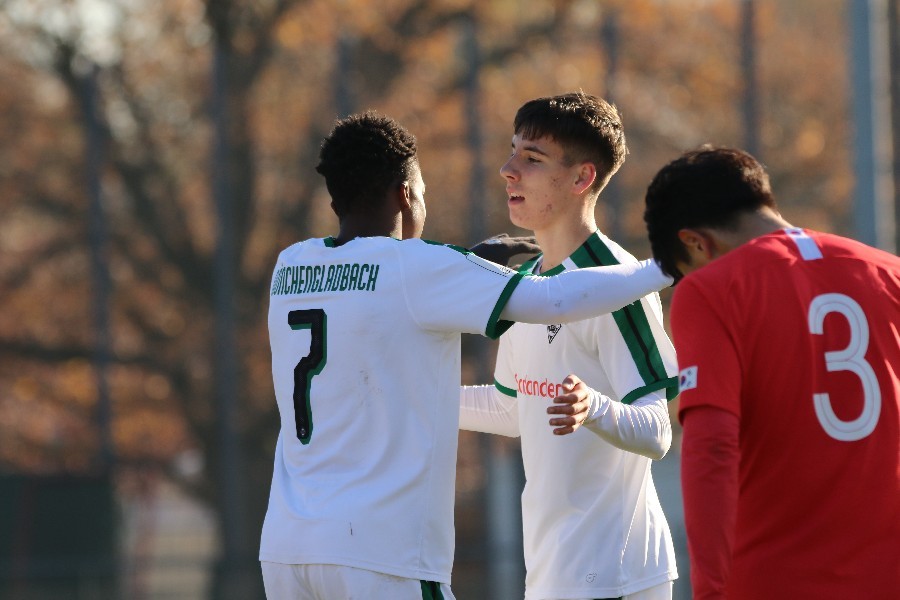 Borussia Mönchengladbach U19- National Team Korea (2018/19)_15