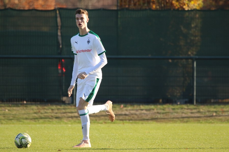 Borussia Mönchengladbach U19- National Team Korea (2018/19)_3