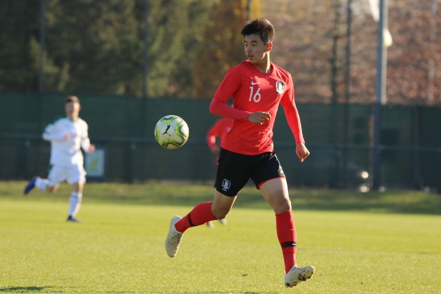 Borussia Mönchengladbach U19- National Team Korea (2018/19)_8