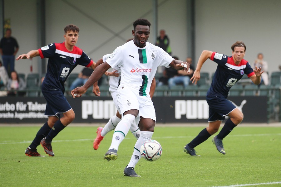 Borussia Mönchengladbach U19 vs. Bonner SC U19 (2022/23)_13