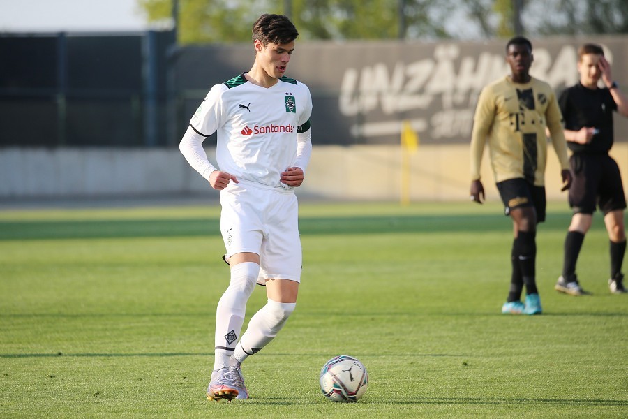Borussia Mönchengladbach U19 vs. FC Utrecht U19 (2021/22)_11
