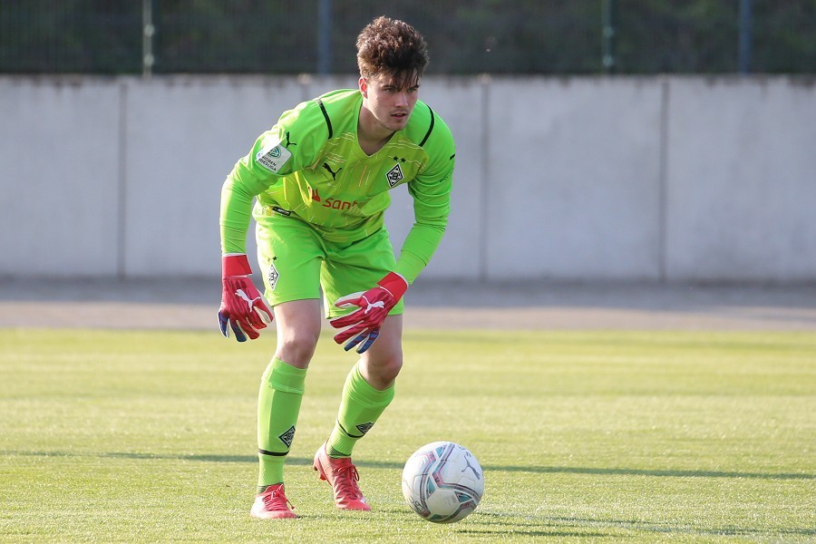 Borussia Mönchengladbach U19 vs. FC Utrecht U19 (2021/22)_27