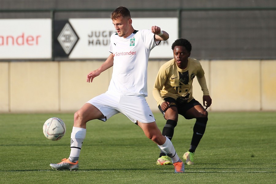 Borussia Mönchengladbach U19 vs. FC Utrecht U19 (2021/22)_31
