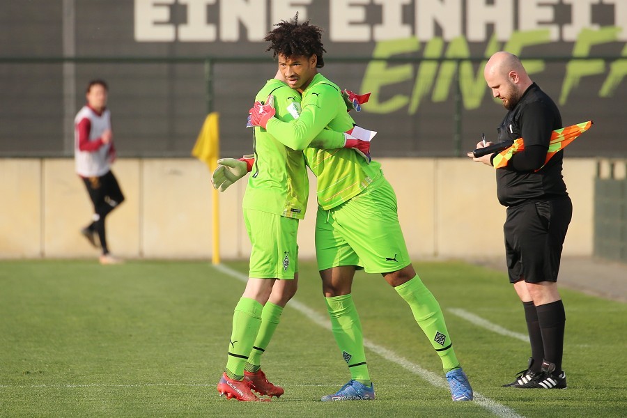 Borussia Mönchengladbach U19 vs. FC Utrecht U19 (2021/22)_9