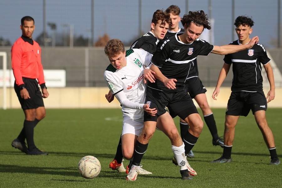 Borussia Mönchengladbach U19 vs. FSV Frankfurt U19 (2021/22)_12
