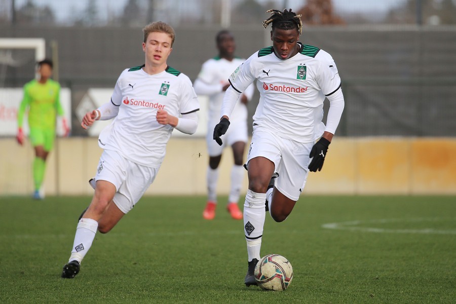 Borussia Mönchengladbach U19 vs. FSV Frankfurt U19 (2021/22)_14