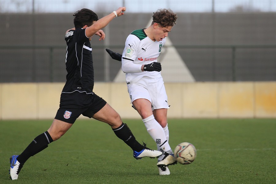 Borussia Mönchengladbach U19 vs. FSV Frankfurt U19 (2021/22)_16