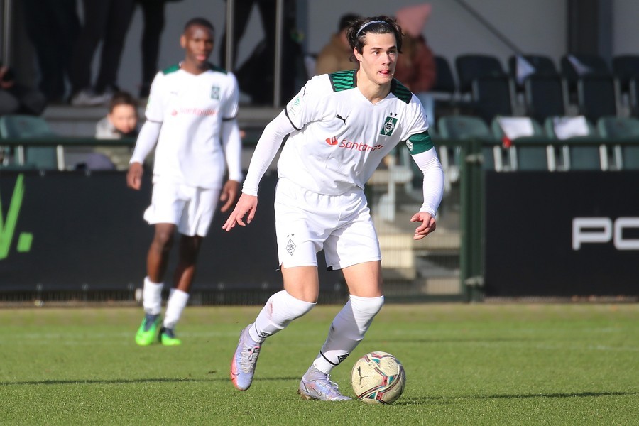 Borussia Mönchengladbach U19 vs. FSV Frankfurt U19 (2021/22)_1