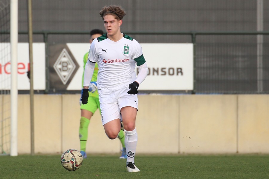 Borussia Mönchengladbach U19 vs. FSV Frankfurt U19 (2021/22)_30