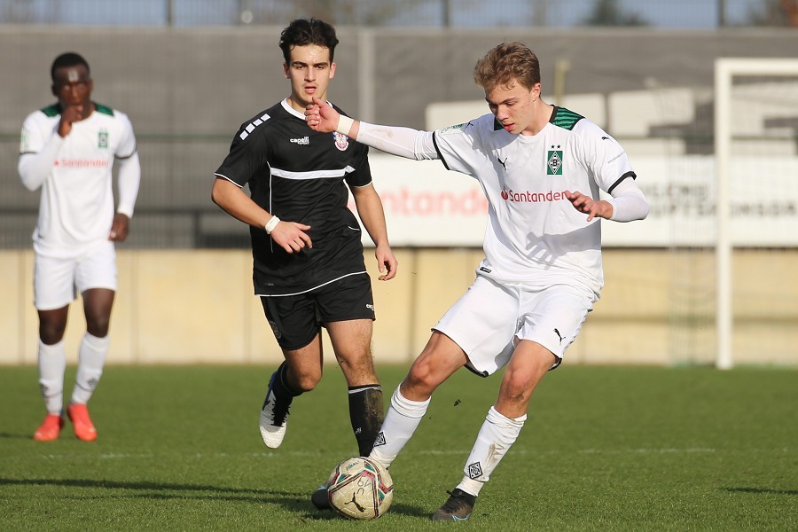 Borussia Mönchengladbach U19 vs. FSV Frankfurt U19 (2021/22)_35